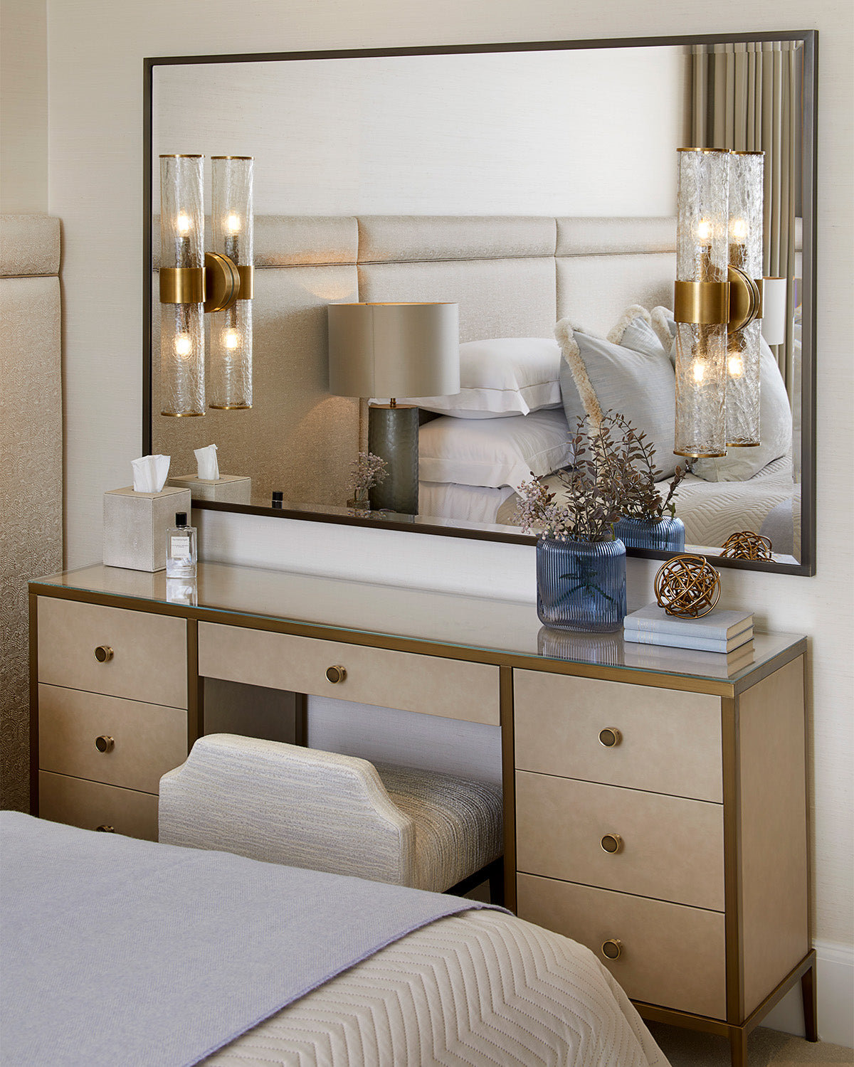 white christmas dresses 5 Drawers Minimalist Dressing Table with Circle Backlit Mirror and Stool main image 1